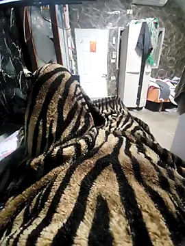 Saddamzaid1985 online show from April 2026 01:12:01 PM