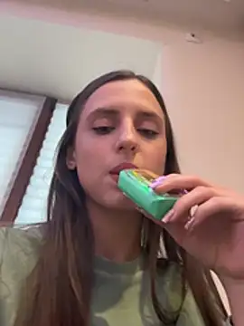 yourselenaa online show from January 2026 01:16:02 PM