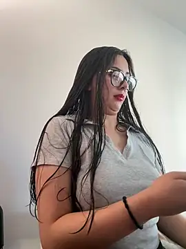 HaileyyyyModel online show from November 2025 07:12:01 PM