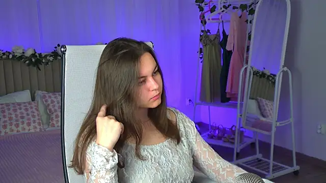 FrancescaCavaliere online show from July 2026 12:42:02 PM
