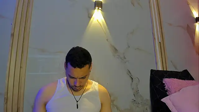 Aron and molly online show from February 2026 11:59:01 AM