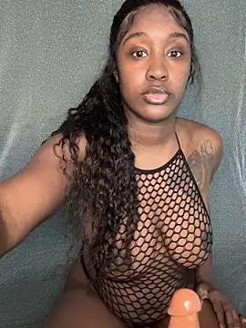 ToyaThick online show from November 2025 07:58:01 PM