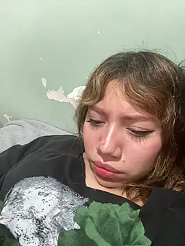 latinahorny11 online show from February 2026 04:28:02 AM