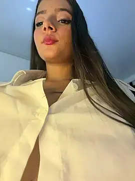 EmmiiGlow online show from August 2026 11:58:02 PM