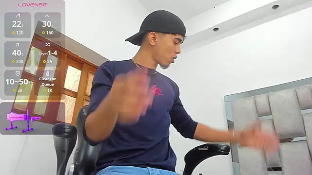 Snapshot of Ashton__Montana chatting on December 2025 07:53:02 PM Ashton Montana online show from December 2025 07:53:02 PM