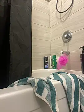 juicythickclit69 online show from January 2026 03:05:02 PM