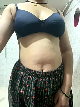 Red Queen 11 online show from November 2025 06:57:01 PM