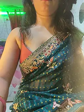 Snapshot of Red_Queen_11 chatting on March 2026 06:35:01 PM Red Queen 11 online show from March 2026 06:35:01 PM