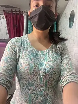 Snapshot of Red_Queen_11 chatting on March 2026 07:35:01 PM Red Queen 11 online show from March 2026 07:35:01 PM