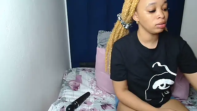 Nisha 102 online show from December 2025 11:52:02 AM