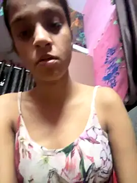 Snapshot of Your___Moonlight chatting on November 2025 11:10:02 PM Your Moonlight online show from November 2025 11:10:02 PM