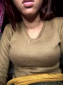 Snapshot of Your___Moonlight chatting on January 2026 12:13:02 AM Your Moonlight online show from January 2026 12:13:02 AM