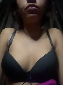 Snapshot of Your___Moonlight chatting on February 2026 10:06:02 PM Your Moonlight online show from February 2026 10:06:02 PM