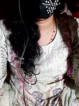 HotGirl23231 online show from June 2026 07:02:02 PM