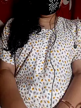 HotGirl23231 online show from June 2026 07:20:01 PM