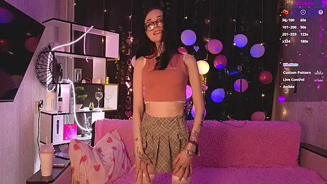 GirlFromHell88 online show from May 2026 08:58:02 PM