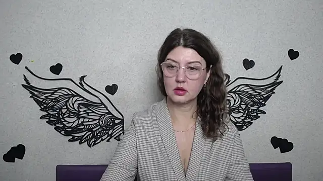 RoseHille online show from November 2025 06:02:02 AM