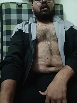 Snapshot of MrToxxic chatting on November 2025 05:45:02 PM MrToxxic online show from November 2025 05:45:02 PM