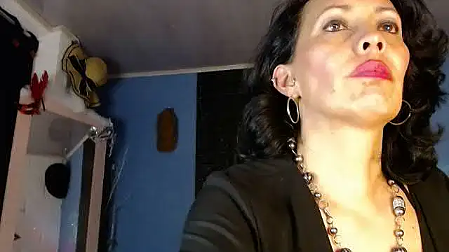 Jhanne Cherry  online show from April 2026 05:03:01 AM