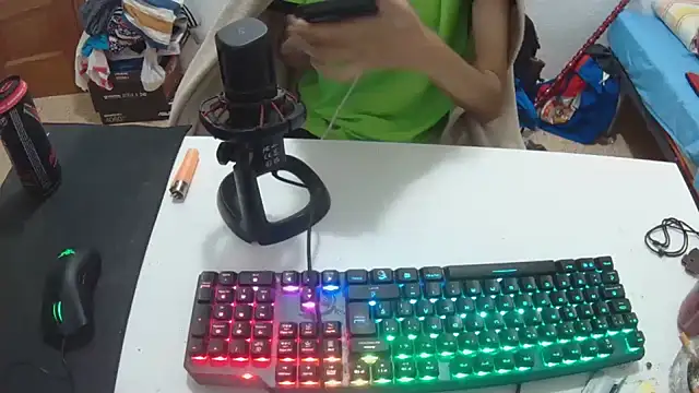 Calavera2001 online show from December 2025 11:34:02 PM