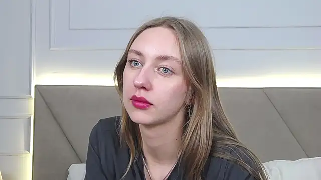 Snapshot of RachaelCute chatting on November 2025 08:57:01 AM RachaelCute online show from November 2025 08:57:01 AM