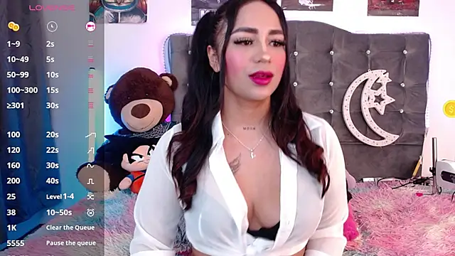 lunabritton1 online show from May 2026 03:57:02 AM