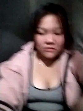 Snapshot of m-mbae chatting on February 2026 06:05:01 PM m-mbae online show from February 2026 06:05:01 PM