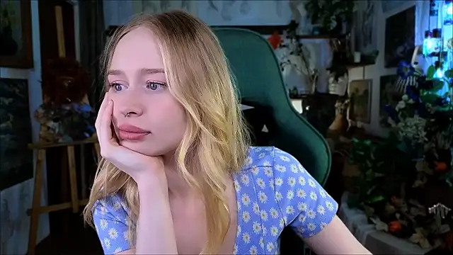 CarolineDjein online show from November 2025 11:40:02 AM