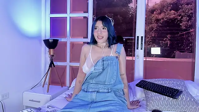 ReiAyanamy online show from November 2025 08:20:01 PM