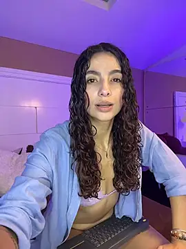 Snapshot of Angell_Bell chatting on February 2026 01:37:02 PM Angell Bell online show from February 2026 01:37:02 PM