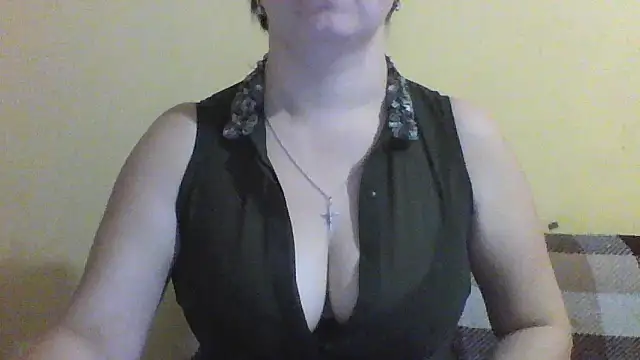 Vitalina282128 online show from November 2025 11:04:02 PM