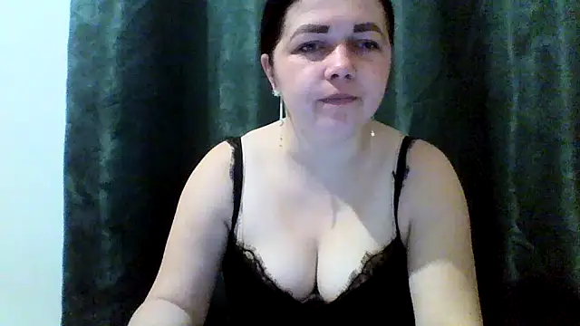 Vitalina282128 online show from April 2026 08:55:01 PM