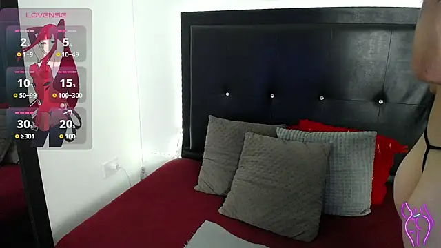 perla stone 20 online show from May 2026 10:15:01 PM