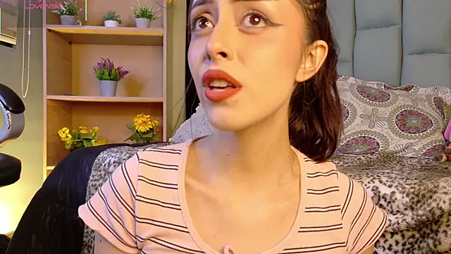 DahliaVex  online show from April 2026 01:41:02 PM