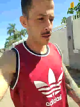 Lucasjandre online show from November 2025 12:38:01 PM