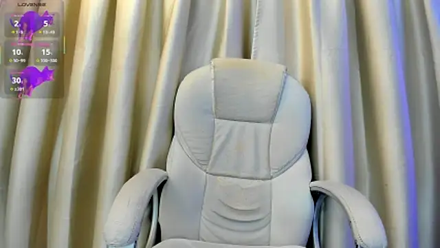 Snapshot of cleeo_nile chatting on November 2025 05:09:02 AM cleeo nile online show from November 2025 05:09:02 AM