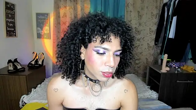 Angel White25 online show from April 2026 02:31:01 AM