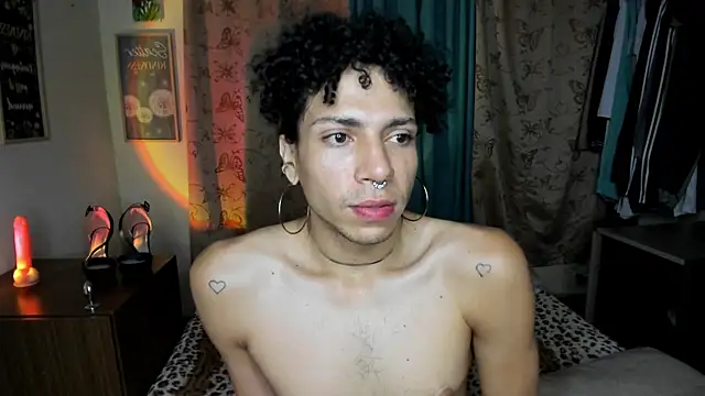 Angel White25 online show from June 2026 06:37:02 AM