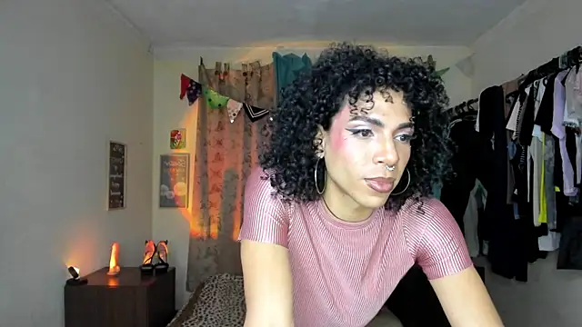 Angel White25 online show from June 2026 02:45:01 AM