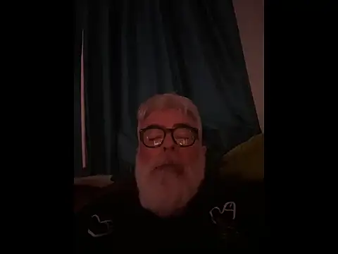 Snapshot of LeatherSdaddy chatting on January 2026 09:28:02 PM LeatherSdaddy online show from January 2026 09:28:02 PM