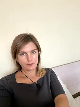 Evagelda online show from November 2025 12:16:02 PM