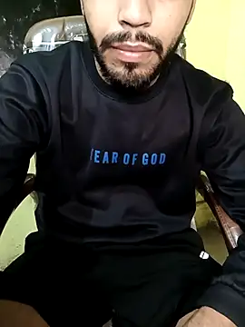 Snapshot of hotyyyyjonny chatting on February 2026 02:18:02 AM hotyyyyjonny online show from February 2026 02:18:02 AM