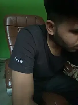 hotyyyyjonny online show from May 2026 06:08:01 AM