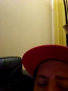 Snapshot of Body1978_M chatting on November 2025 10:20:02 PM Body1978 M online show from November 2025 10:20:02 PM