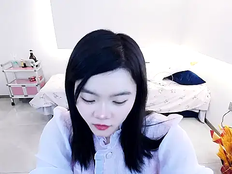 Snapshot of Shaurk chatting on December 2025 02:49:01 AM Shaurk online show from December 2025 02:49:01 AM