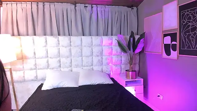 Snapshot of Atenea_Velle chatting on March 2026 01:14:01 PM Atenea Velle online show from March 2026 01:14:01 PM