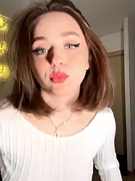 Snapshot of yoyogirlx chatting on January 2026 02:22:02 PM yoyogirlx online show from January 2026 02:22:02 PM