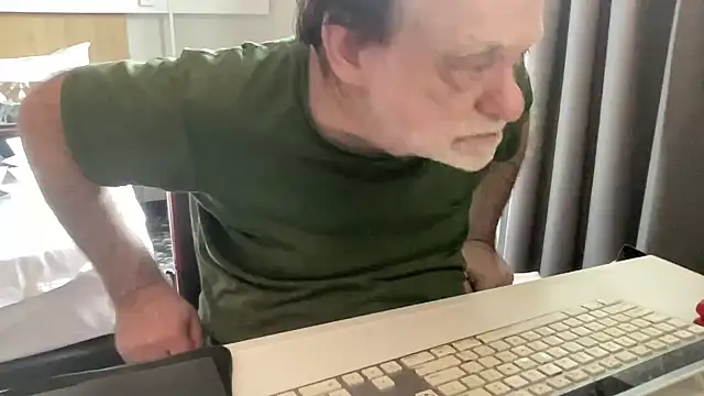 coach-karl online show from March 2026 12:19:01 PM