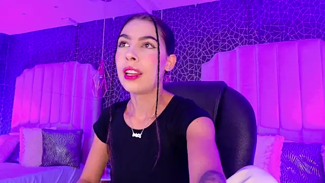 Snapshot of IrisDeLaVega_ chatting on April 2026 02:12:02 PM IrisDeLaVega online show from April 2026 02:12:02 PM