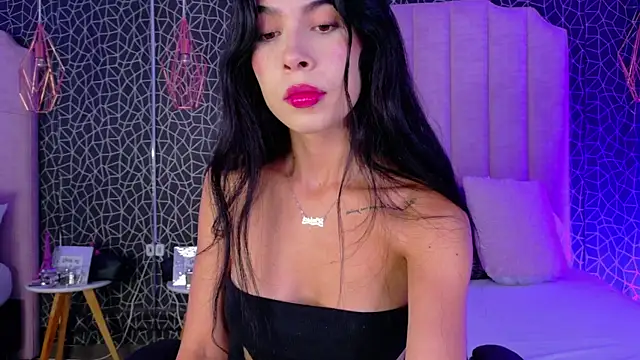 Snapshot of IrisDeLaVega_ chatting on May 2026 02:24:02 PM IrisDeLaVega online show from May 2026 02:24:02 PM